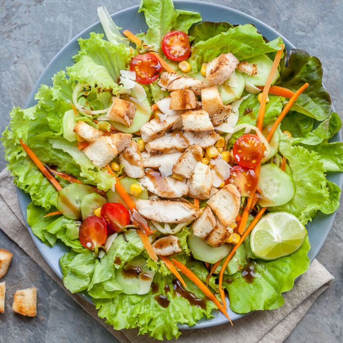 Insalata di pollo