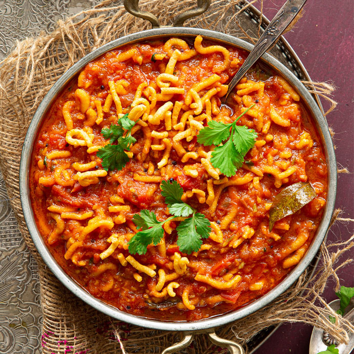Sev Tomato